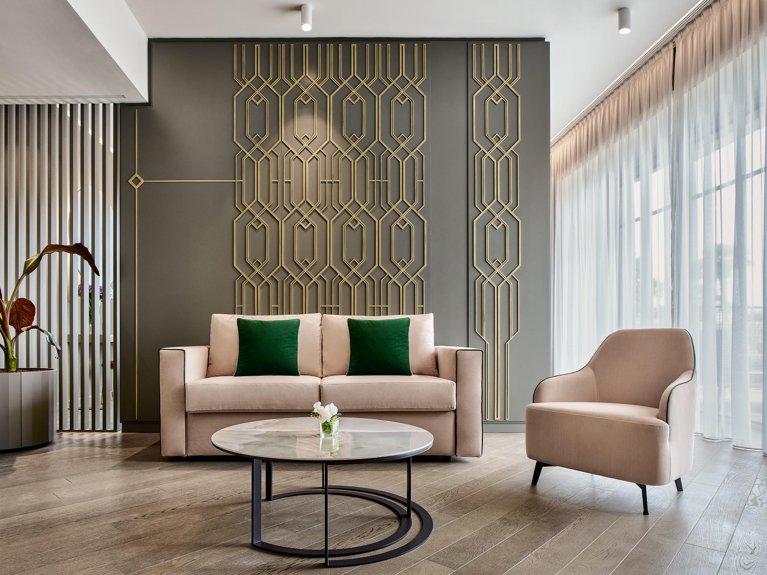 Green Peacock Suite